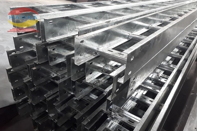 Thang cáp 400x100 an toàn, tiện lợi dành cho homestay