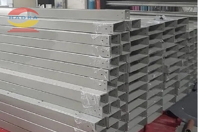 Máng cáp âm sàn: An toàn, tiện nghi điện cho mọi công trình