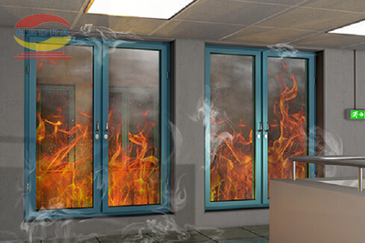 Vách kính chống cháy: An toàn cho không gian trưng bày