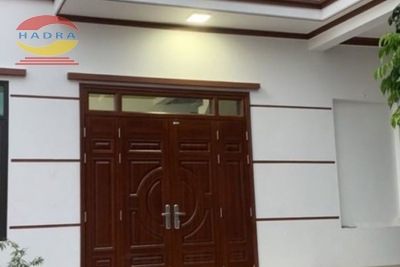 Giá cửa thép vân gỗ 4 cánh khoảng bao nhiêu? Cập nhật ngay!