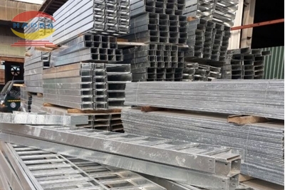 Thang máng cáp ở Ninh Thuận – Sắp xếp khoa học, an toàn cao