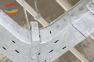 Thang máng cáp ở Thanh Hoá bị gỉ, ăn mòn do đâu? Xem ngay!