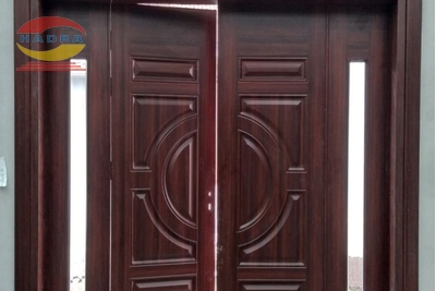 Báo giá cửa nhựa lõi thép vân gỗ phải chăng, xem ngay!