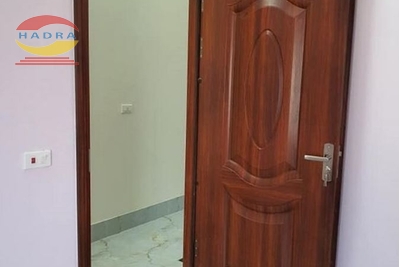 Báo giá cửa nhựa lõi thép vân gỗ mặt phẳng bao nhiêu?