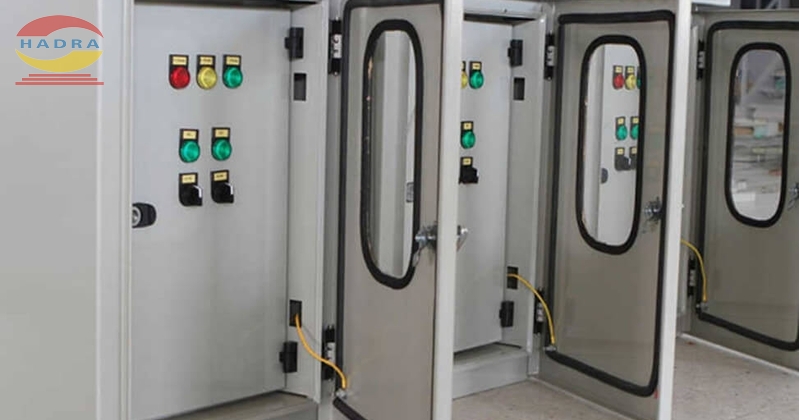 Vỏ tủ điện ngoài trời 800x600x250 an toàn cho nhà máy