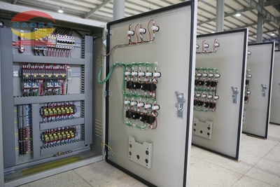 Những tiêu chí để chọn kích thước vỏ tủ điện công nghiệp chuẩn