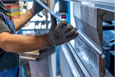 Công ty gia công kim loại tấm Phúc Long Hadra có tốt không?