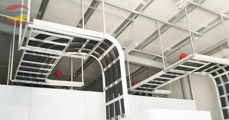 Thang máng cáp nâng cao an toàn cho hệ thống nhà cao tầng