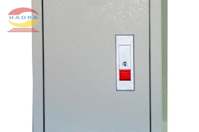 Vỏ Tủ Điện 400x300x150: Tối Ưu Hệ Thống Quạt Gió Trại Heo