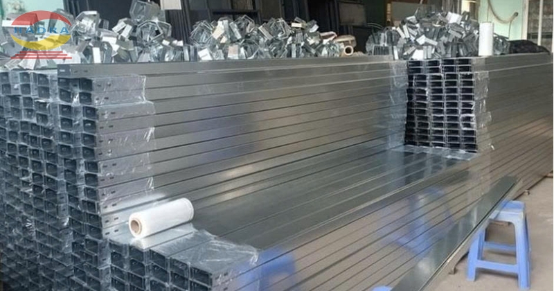 Kích Thước Máng Điện Phổ Biến Và Cách Lựa Chọn Hiệu Quả