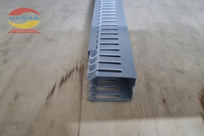 Máng Trunking Nhựa – “Áo Giáp” Bảo Vệ Dây Dẫn An Toàn