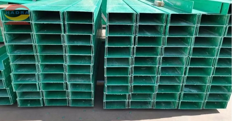 Máng Cáp Sơn Tĩnh Điện 150x100: Giải Pháp Bảo Vệ Và Thẩm Mỹ Cho Công Trình
