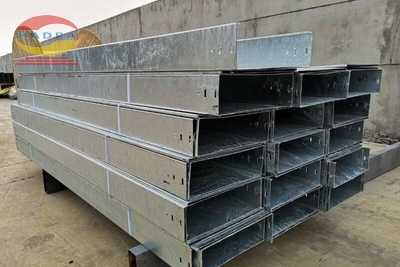 Máng Cáp Mạ Kẽm Nhúng Nóng - Nên Chọn Mạ Nhám Hay Mạ Bóng?