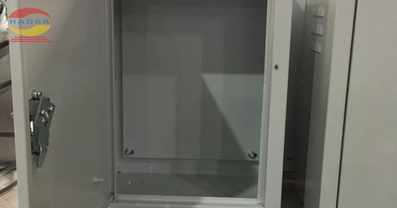 Vỏ Tủ Điện Trong Nhà - 3 Cách...