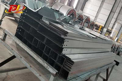 Máng Cáp Nhôm Gặp Đồng: 3 Cách Chặn Ăn Mòn Điện Hóa Hiệu Quả