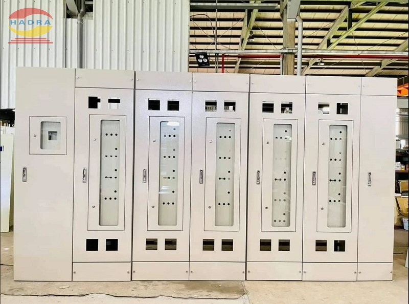 Vỏ tủ khung 2200Hx800Wx600D đẹp