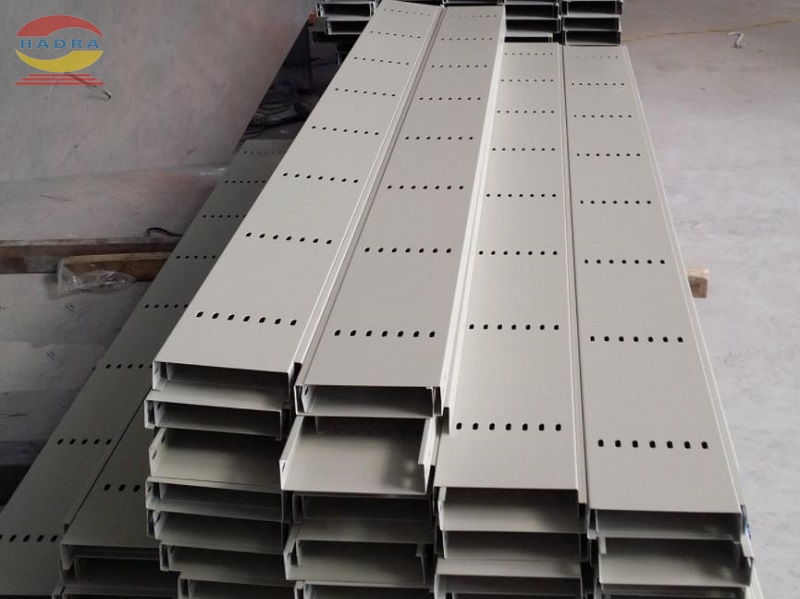 Khay cáp sơn tĩnh điện giá tốt