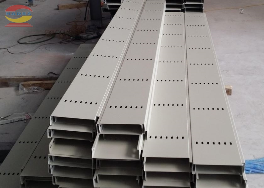 Máng cáp sơn tĩnh điện đẹp