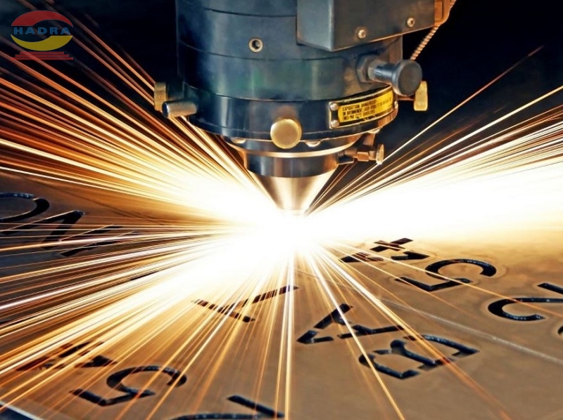 Gia công cắt Laser thép tấm kim loại