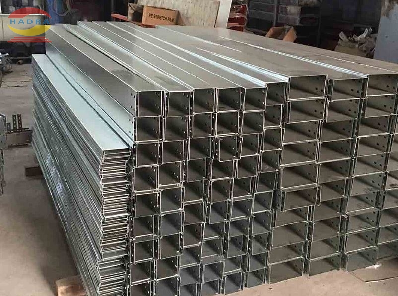 Máng cáp 300Wx100Hx1.2T giá tốt