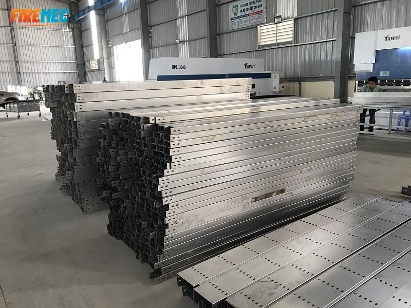Thang máng cáp Bình Định đẹp
