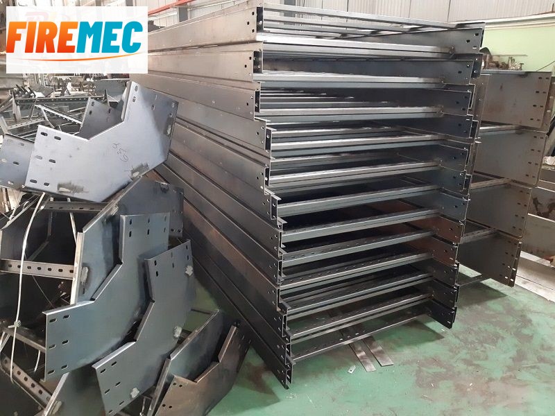 Thang máng cáp ở Bình Thuận giá rẻ
