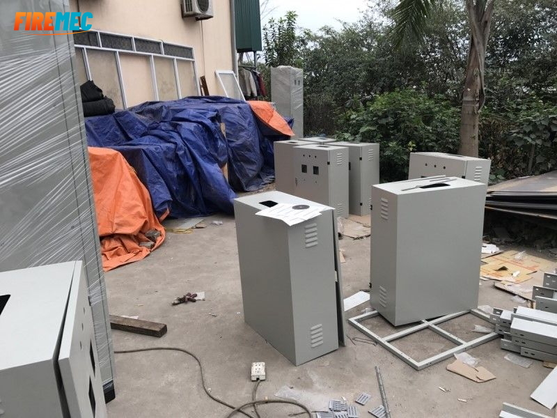 tủ điện ngoài trời 800x600x300 - 2
