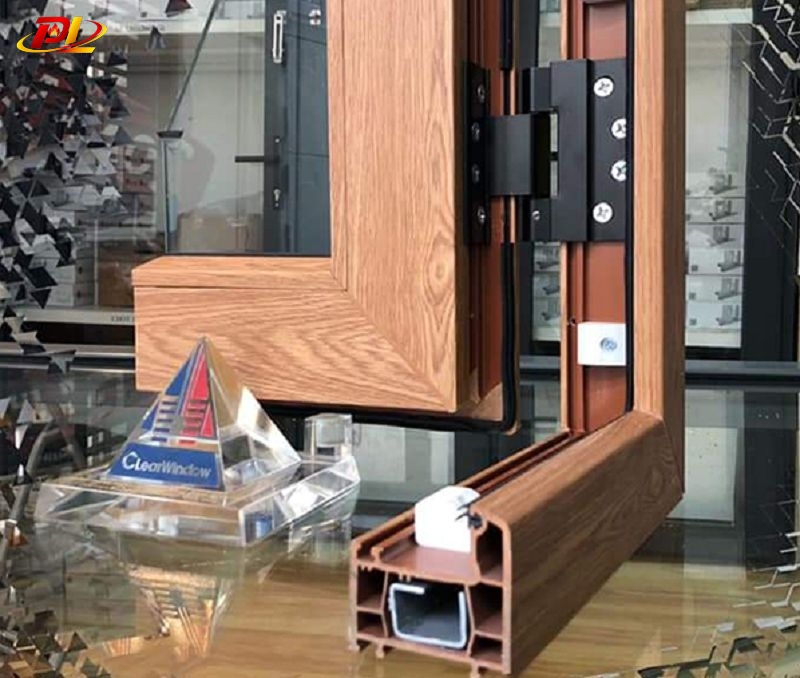 Cửa nhựa lõi thép vân gỗ 1