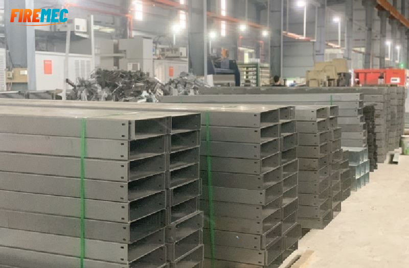 máng cáp điện mạ kẽm 1