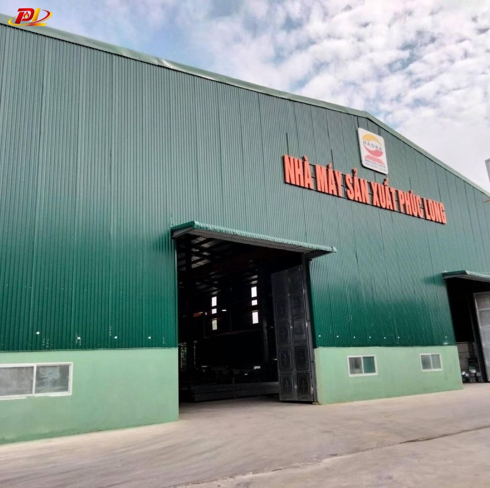 Vì sao giá cửa thép vân gỗ luôn có sự biến động liên tục? - ảnh 2