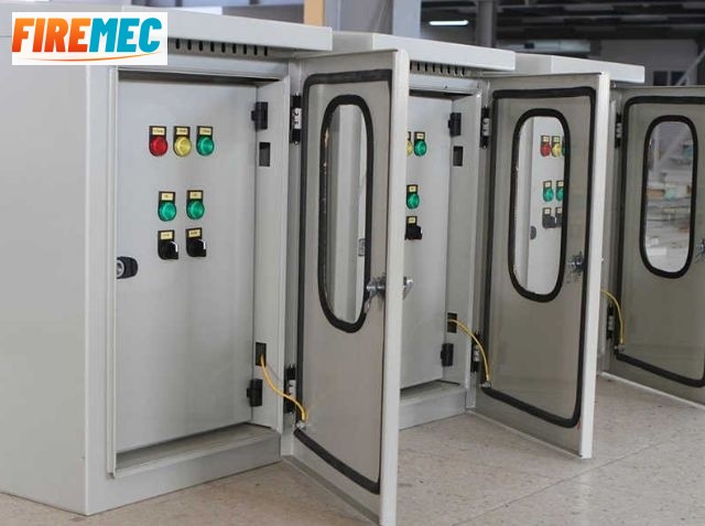 Vỏ tủ điện ngoài trời 800x600x250 an toàn cho nhà máy