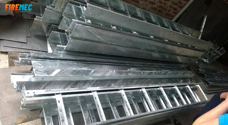 Vì sao nên dùng thang cáp sơn tĩnh điện cho nhà máy?