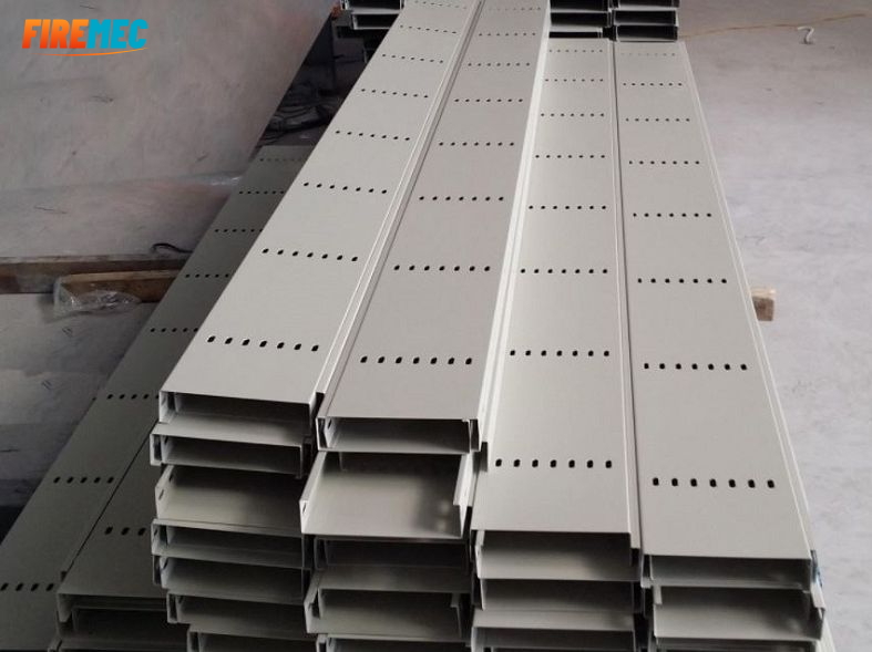 Máng cáp 200x100 thiết kế dành cho nhà máy chế biến thực phẩm