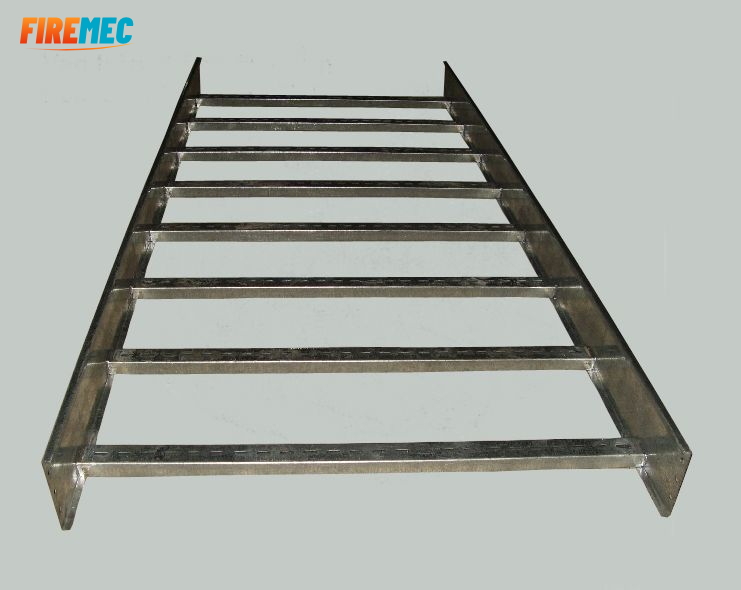 Thang cáp điện bền chắc, an toàn cho xưởng sản xuất