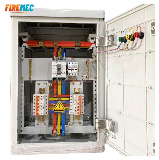 Vì sao tủ điện Composite 1050x600x400 chống gỉ sét hiệu quả?