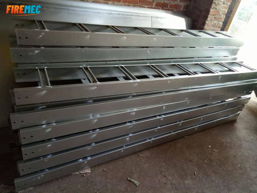 Thang cáp 300x100 thiết kế cho nhà máy sản xuất nến