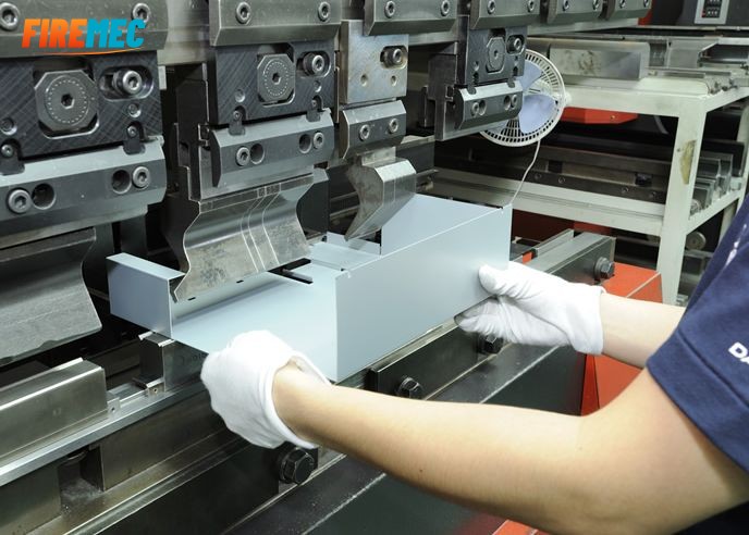 Phương pháp cắt Laser thép tấm phổ biến hiện nay