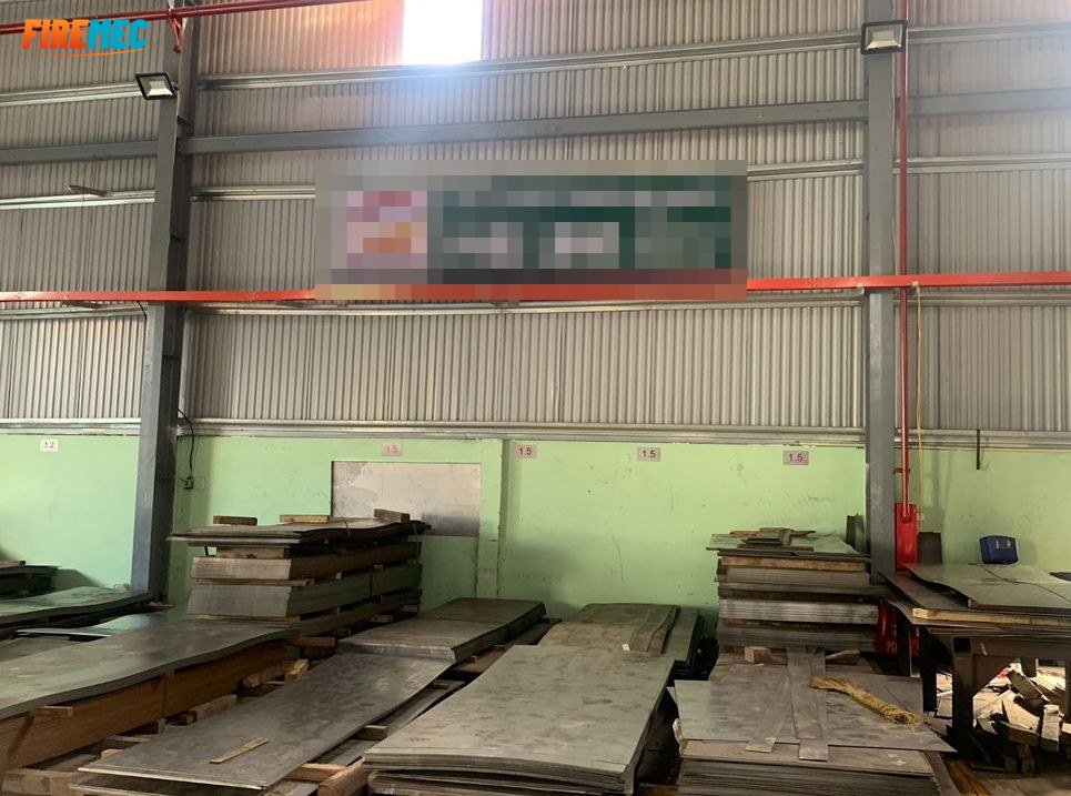 Tủ điện 300x200x150 lắp đặt dễ dàng