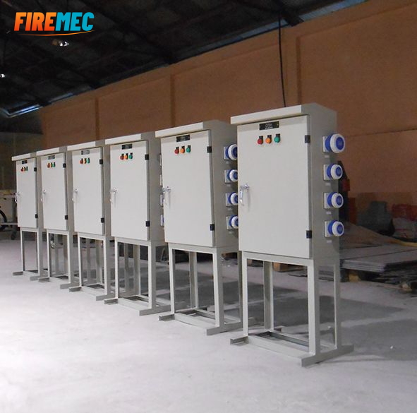 Tủ điện ngoài trời 800x600x300 giúp bảo vệ các thiết bị điện lắp đặt bên trong