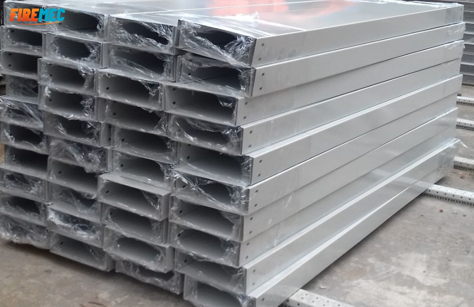 3 lý do nên chọn máng cáp 200x50 cho xưởng chế biến Đồ Gỗ