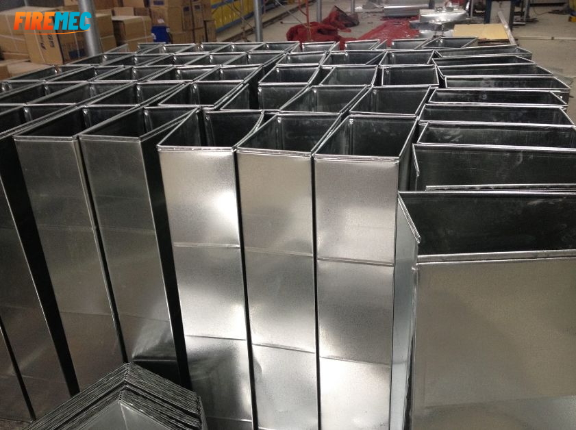 Ưu điểm vượt trội khi sử dụng ống gió cứng cho xưởng sản xuất may mặc