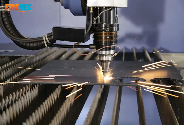 Quá trình gia công tấm kim loại gồm 6 bước