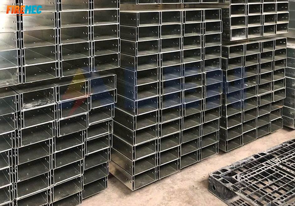 Máng Cáp - Máng có kết cấu chắc chắn, lắp đặt linh hoạt