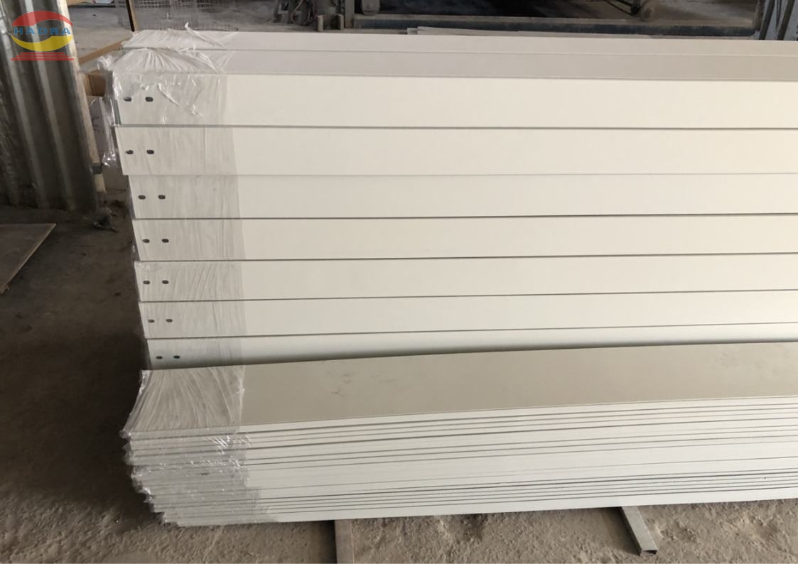 Ứng Dụng Của Máng Cáp Solar Trong Các Dự Án Điện Mặt Trời