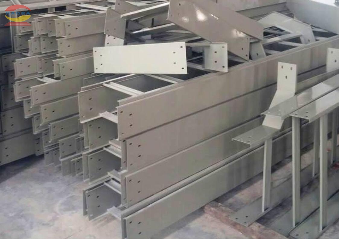 Thang Cáp Điện 300x100: Tính Năng Vượt Trội Trong Các Công Trình Lớn Và Phức Tạp