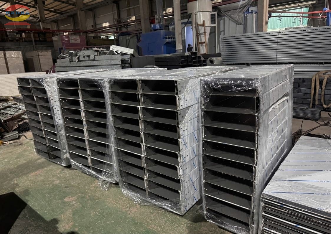 Các Loại Thang Máng Cáp Được Ưa Chuộng Nhất Hiện Nay