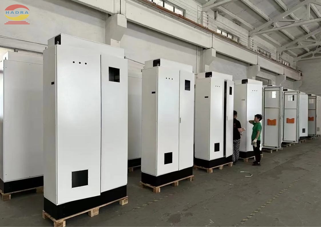 Tại Sao Máng Cáp Tủ Điện Là Giải Pháp Tối Ưu Cho Hệ Thống Điện Trong Tủ?