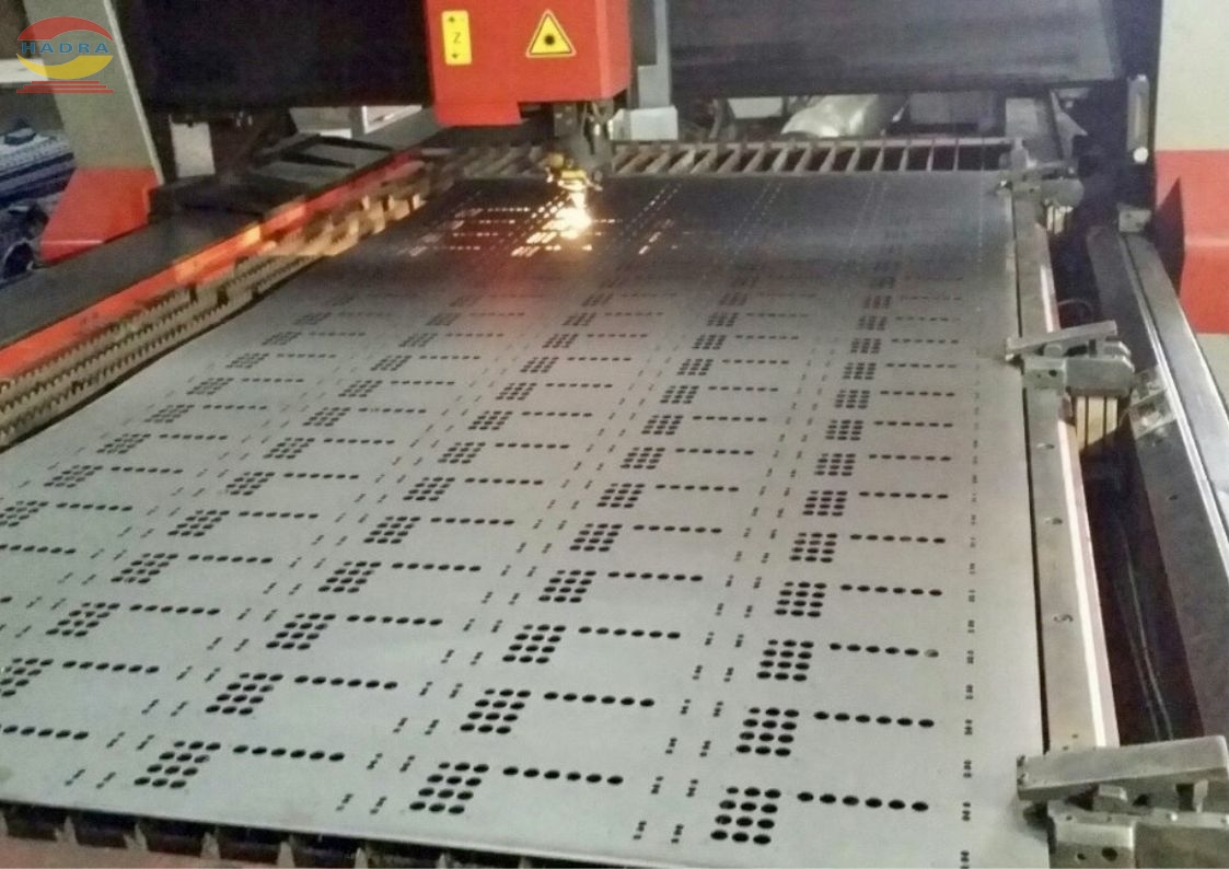 Cắt laser thép tấm và các yếu tố kỹ thuật quyết định độ mịn bề mặt