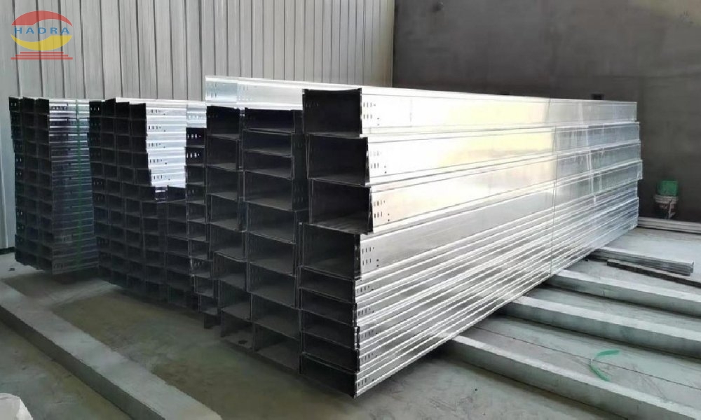 So Sánh Máng Cáp Sơn Tĩnh Điện Vs Mạ Kẽm Nhúng Nóng Chi Tiết