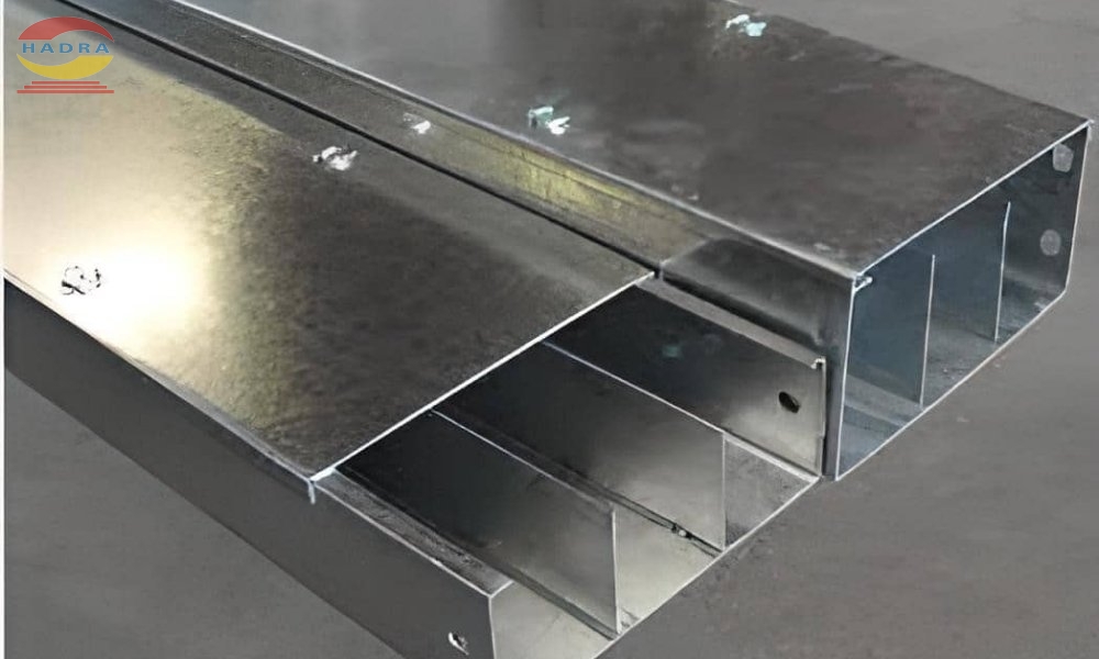 So Sánh Máng Cáp Sơn Tĩnh Điện Vs Mạ Kẽm Nhúng Nóng Chi Tiết